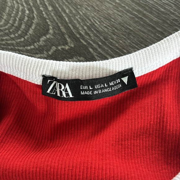 Zara Crop Top - Picture 2 of 2